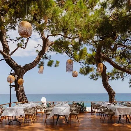 Fun & Sun Club Saphire Otel